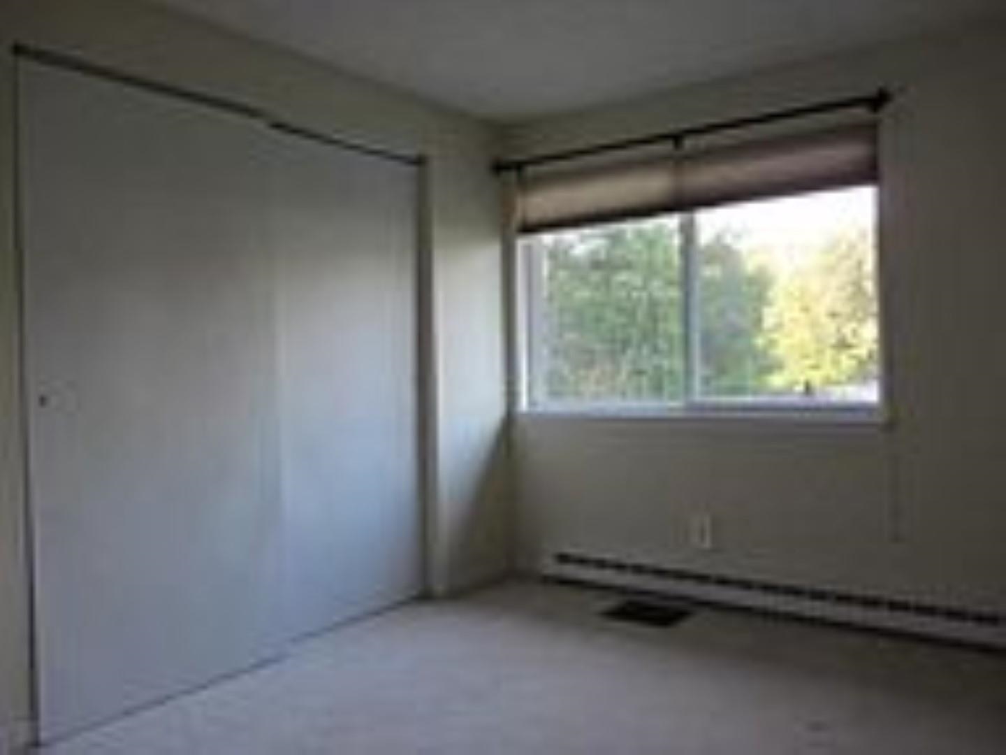 616 Portland Street, Unit 38 Rochester, NH 03867 - Photo 9 of 12