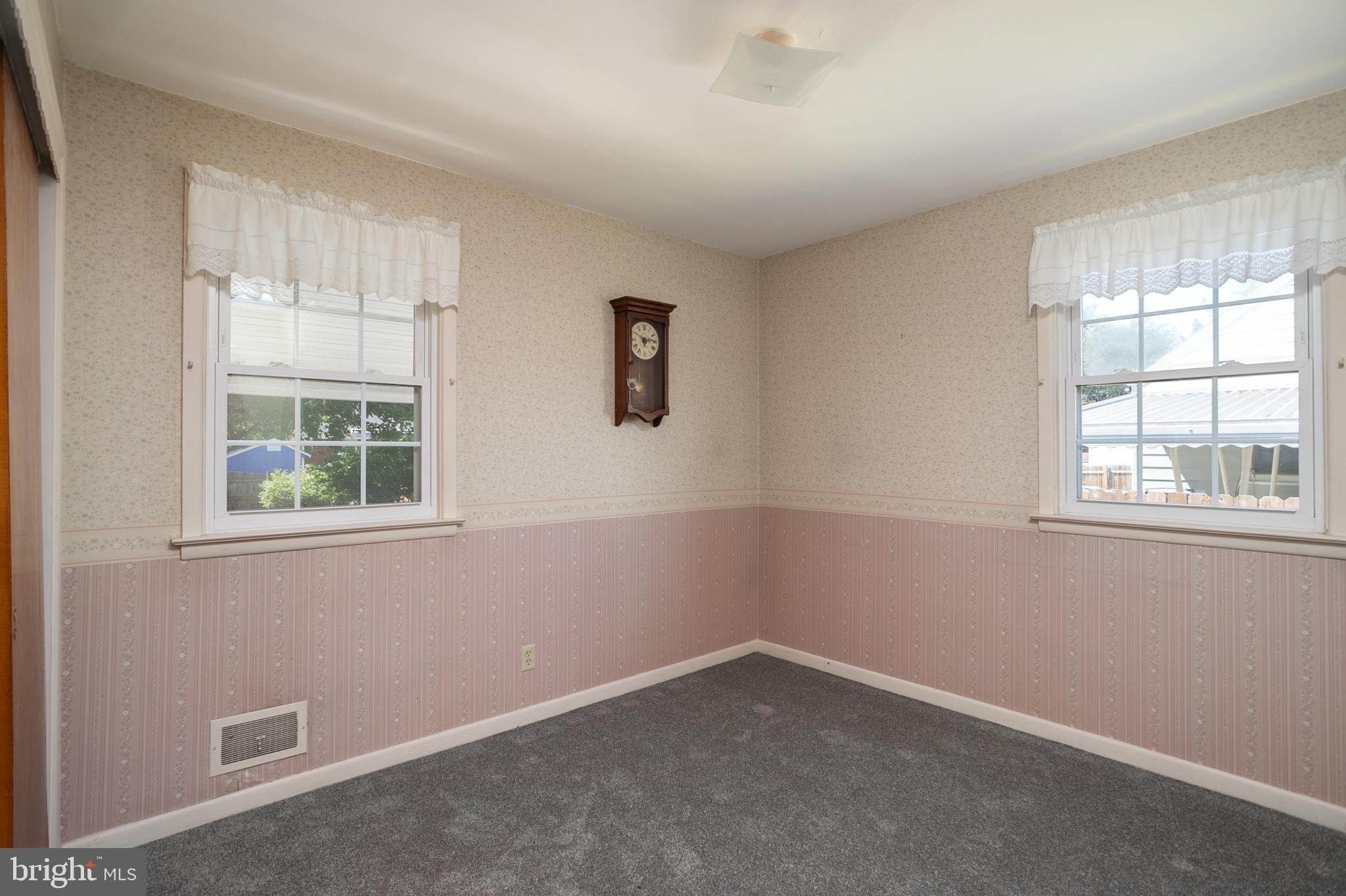 15 Alton Road Hamilton, NJ 08619 - Photo 15 of 29 Gallery Image 15