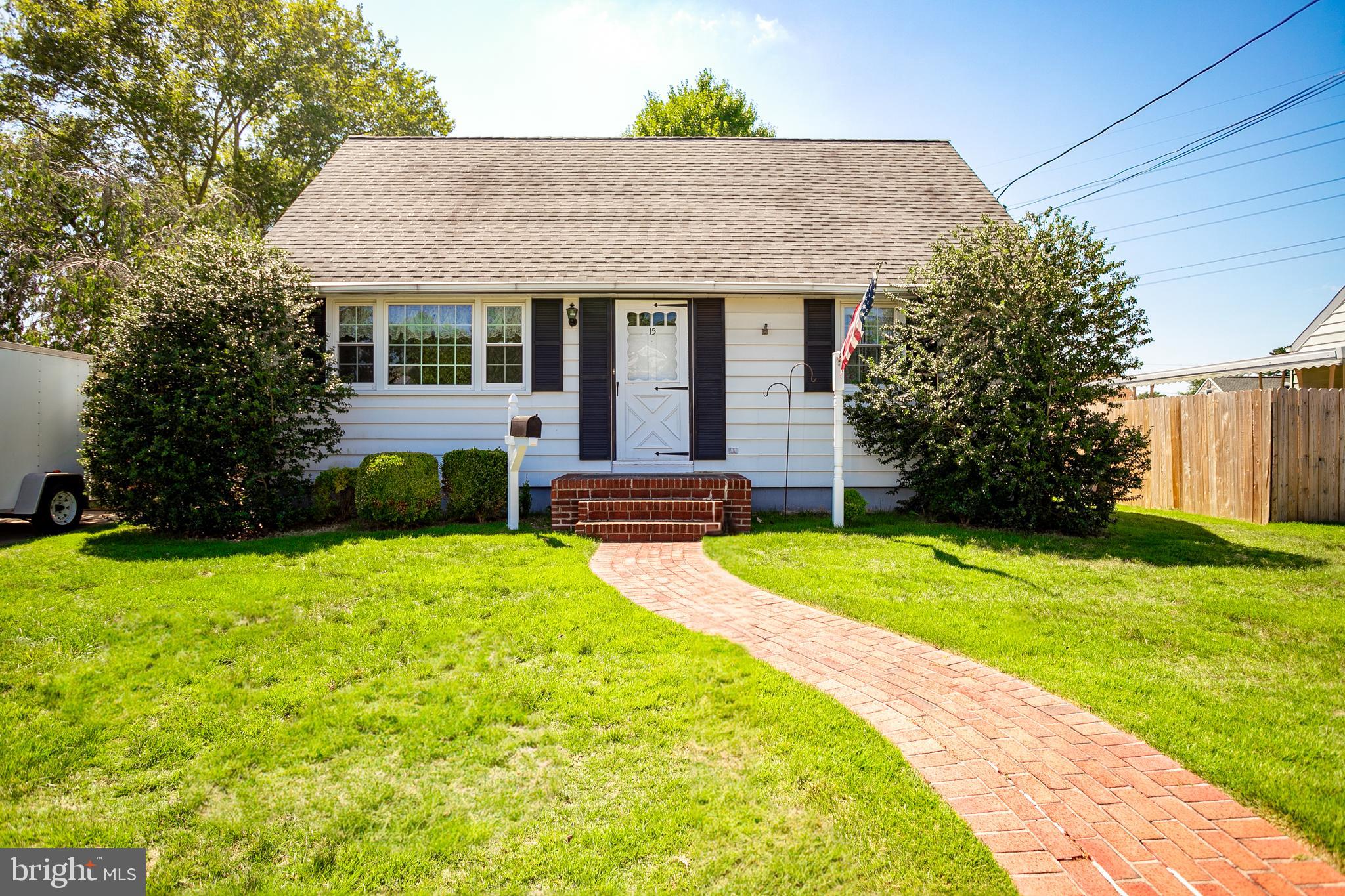 15 Alton Road Hamilton, NJ 08619 - Photo 3 of 29 Gallery Image 3