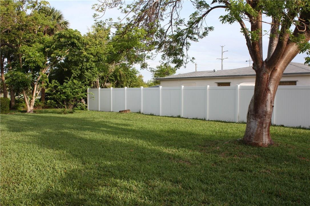 10911 Fox Glen Drive Boca Raton, FL 33428 - Photo 8 of 44 Photo 8