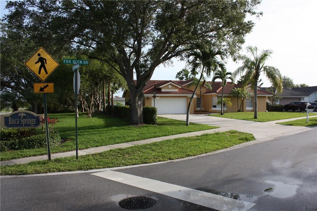 10911 Fox Glen Drive Boca Raton, FL 33428 - Photo 10 of 44 Photo 10