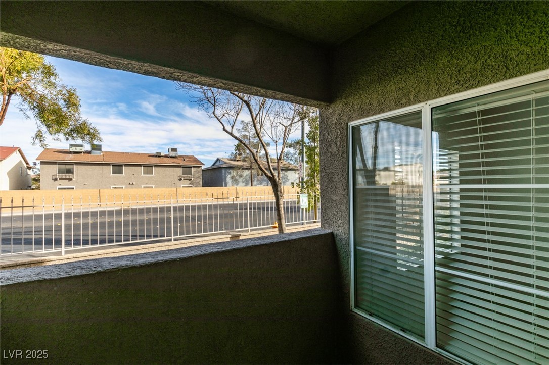5525 West Flamingo Road, Unit 1028 Las Vegas, NV 89103 - Photo 42 of 42 View of balcony