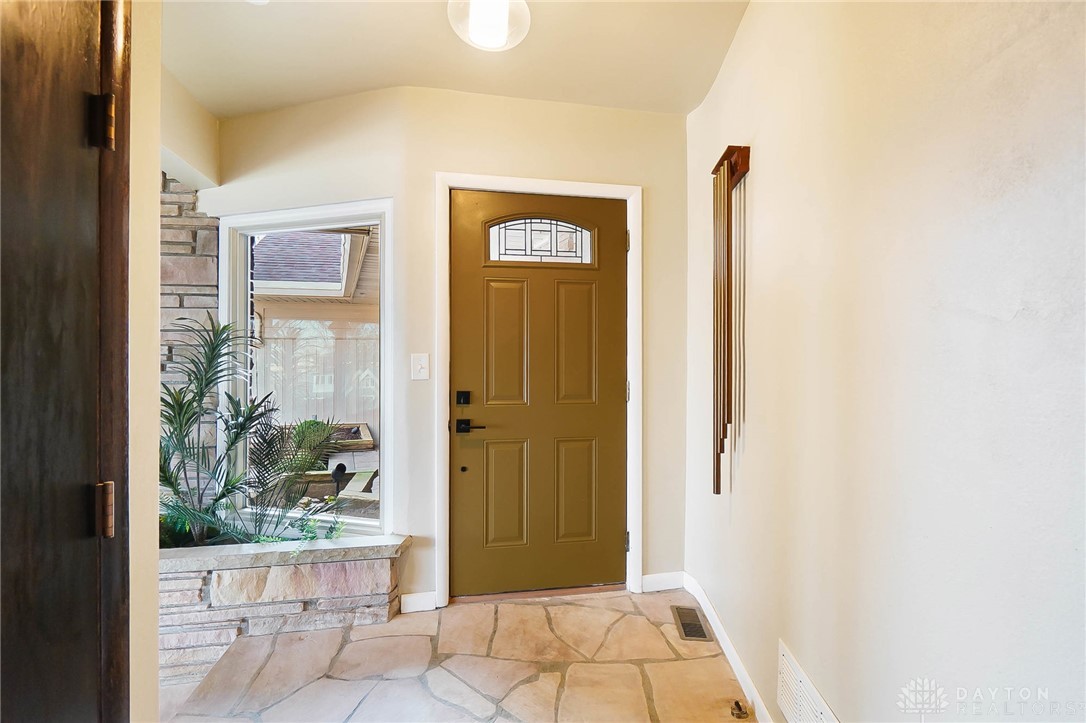 450 Ridgewood Avenue Oakwood, OH 45409 - Photo 14 of 79