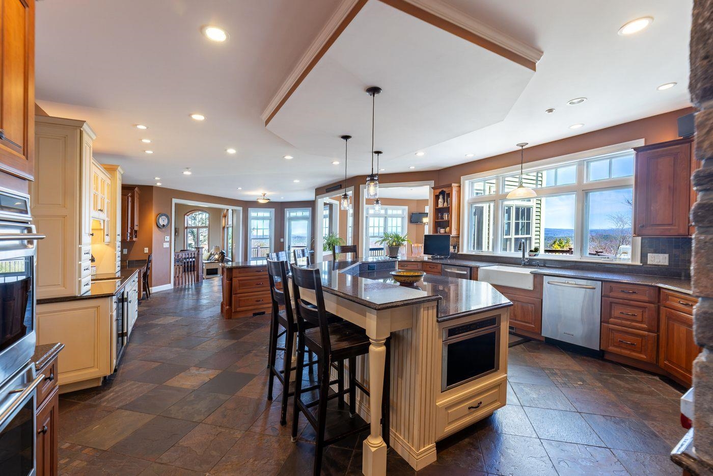 6 Crescent Drive Bow, NH 03304 - Photo 13 of 51