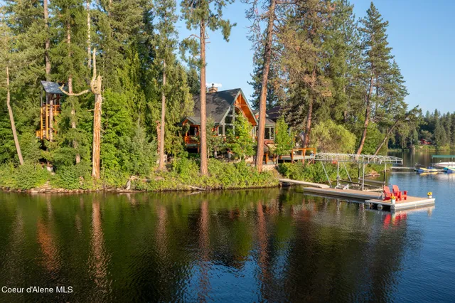 $2,500,000 | 143 Viewpoint Road, Newport, WA 99156