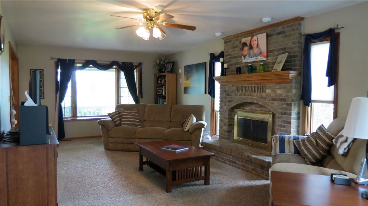 13925 Figel Road Monroeville, IN 46773 - Photo 14 of 30
