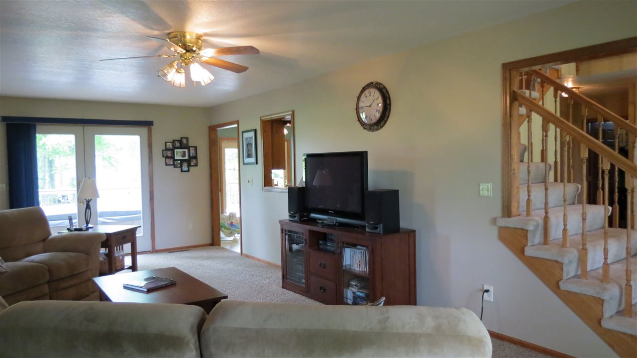 13925 Figel Road Monroeville, IN 46773 - Photo 16 of 30