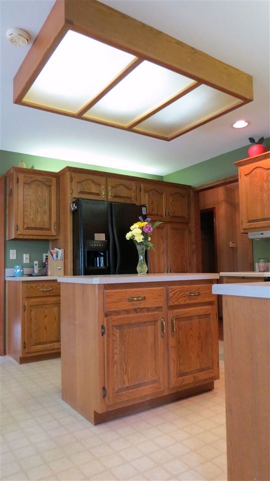 13925 Figel Road Monroeville, IN 46773 - Photo 3 of 30