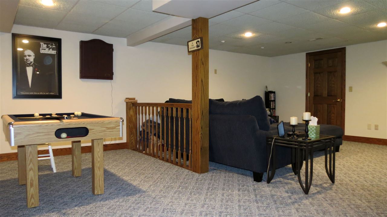 13925 Figel Road Monroeville, IN 46773 - Photo 4 of 30