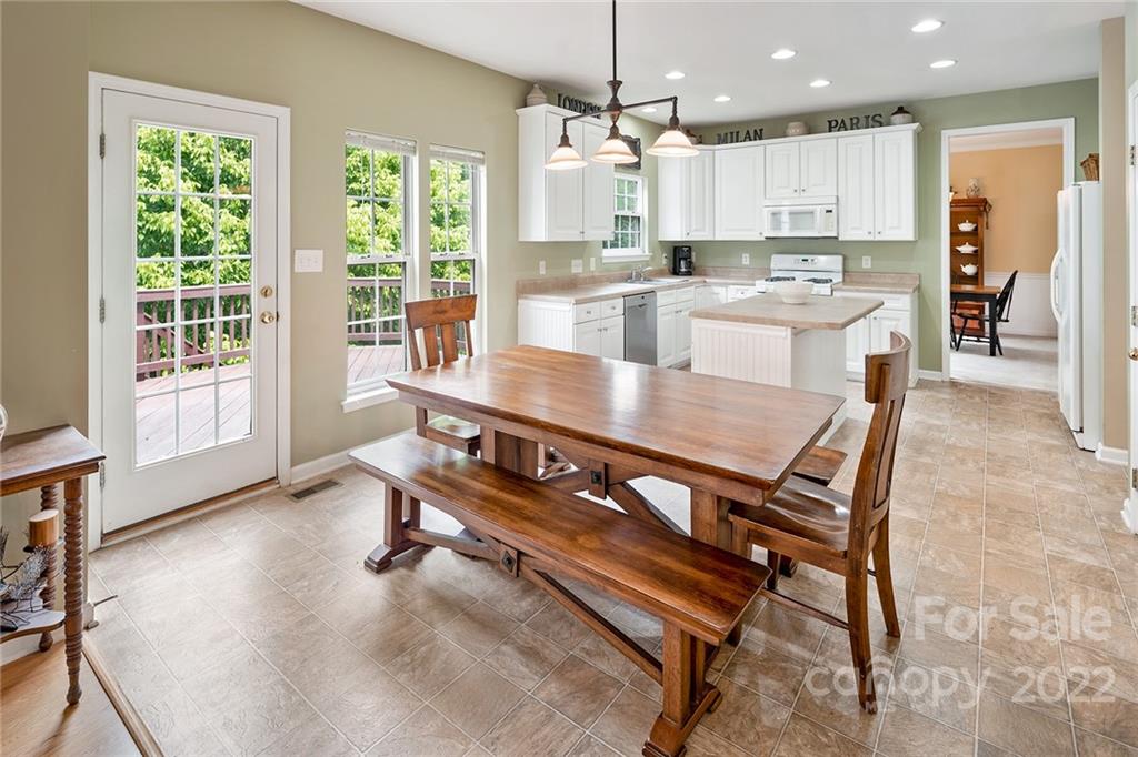 802 Circle Trace Road Monroe, NC 28110 - Photo 10 of 32 Gallery Image 10