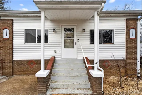 $165,000 | 9533 Gentry Avenue, St. Louis, MO 63125