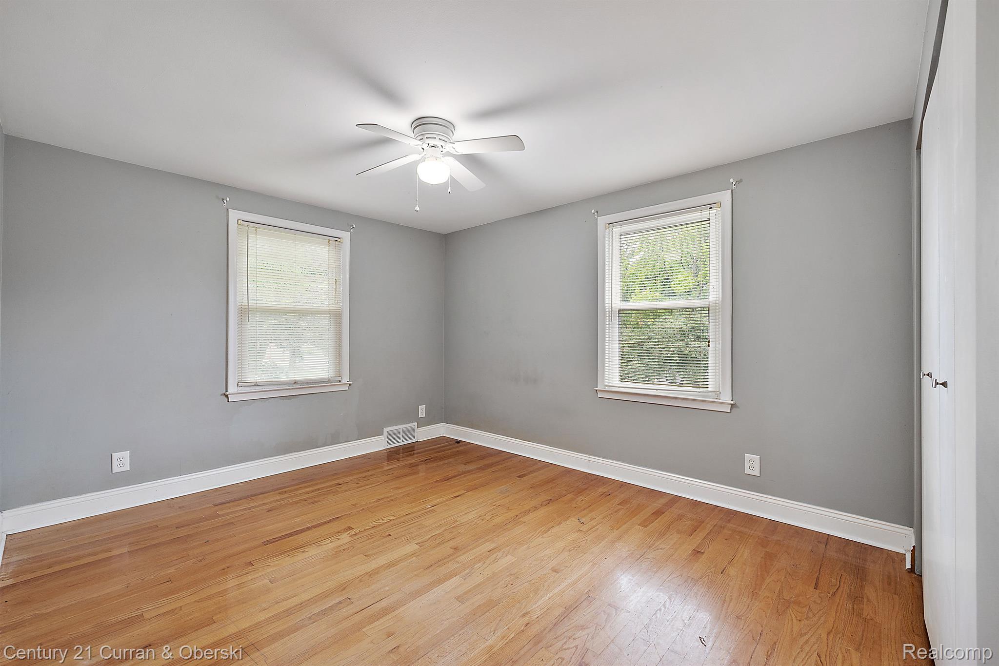 1996 Littlestone Road Grosse Pointe, MI 48236 - Photo 17 of 30 Bedroom 1