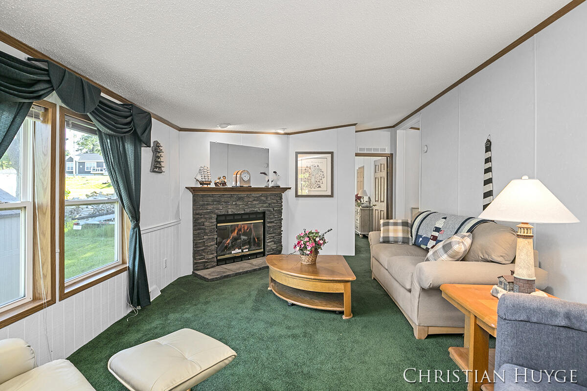 11629 Riverside Drive Stanwood, MI 49346 - Photo 11 of 25 IMG_1011