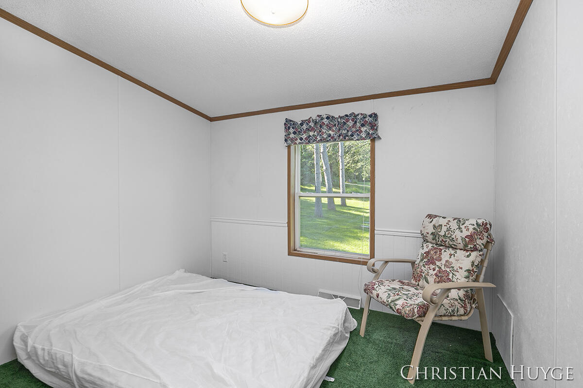 11629 Riverside Drive Stanwood, MI 49346 - Photo 15 of 25 IMG_1013