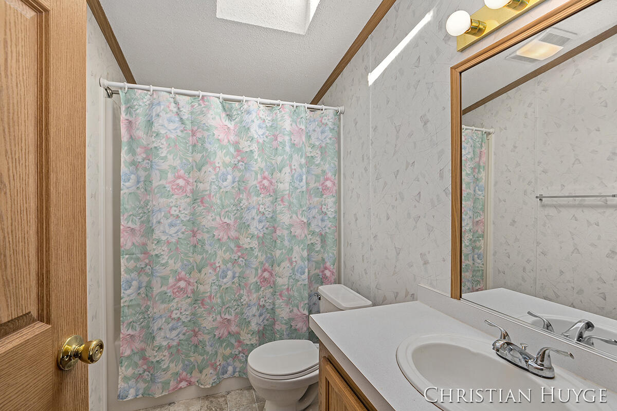 11629 Riverside Drive Stanwood, MI 49346 - Photo 17 of 25 IMG_1015