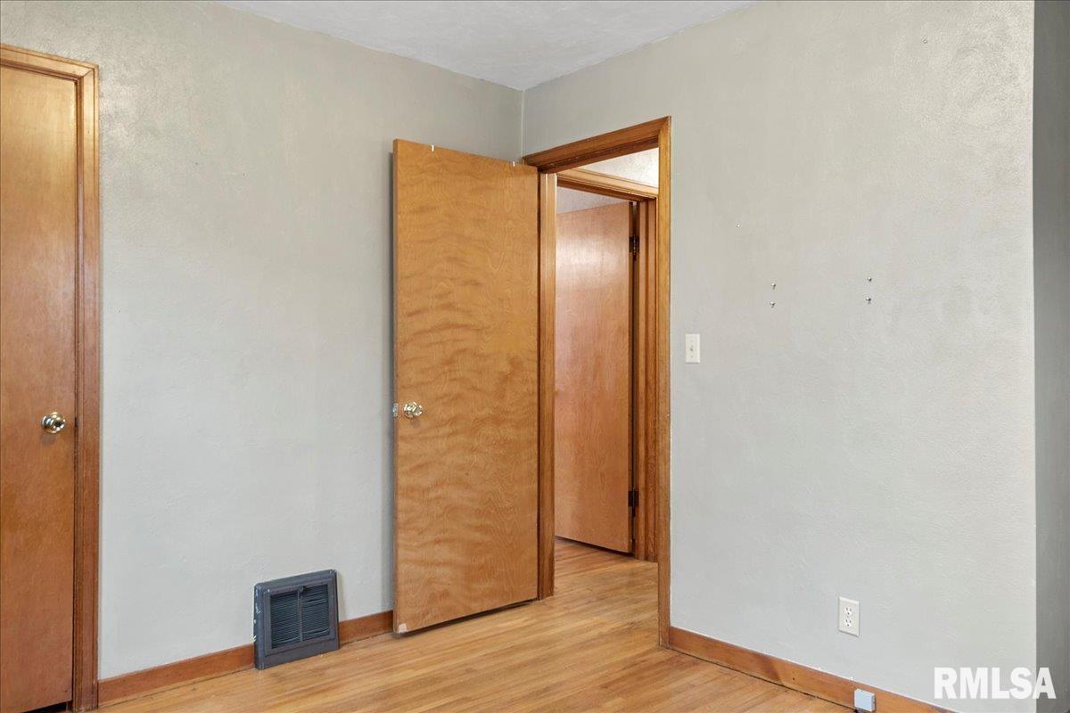 319 Timberlan Road Metamora, IL 61548 - Photo 18 of 34 Gallery Image 18