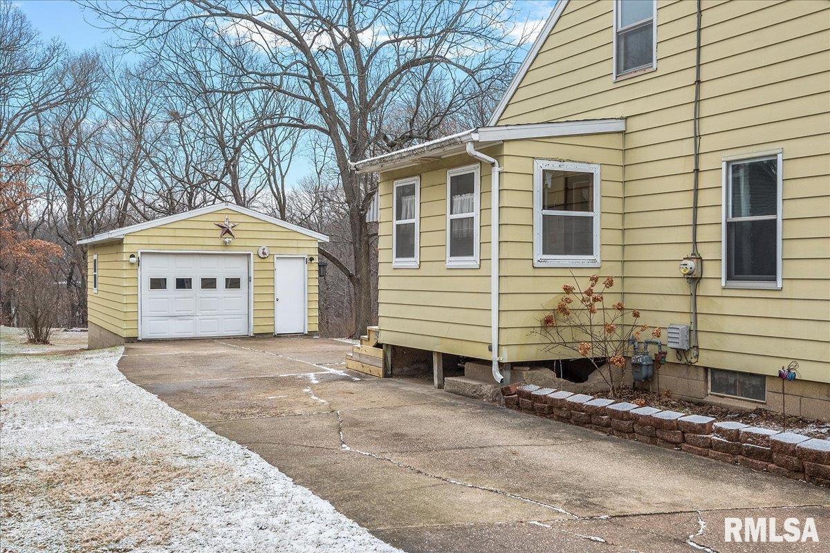 319 Timberlan Road Metamora, IL 61548 - Photo 28 of 34 Gallery Image 28