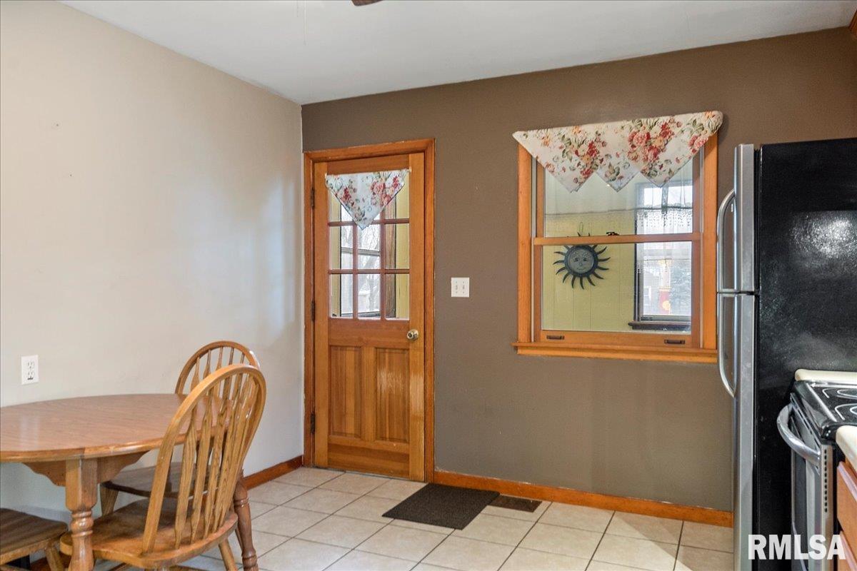 319 Timberlan Road Metamora, IL 61548 - Photo 10 of 34 Gallery Image 10