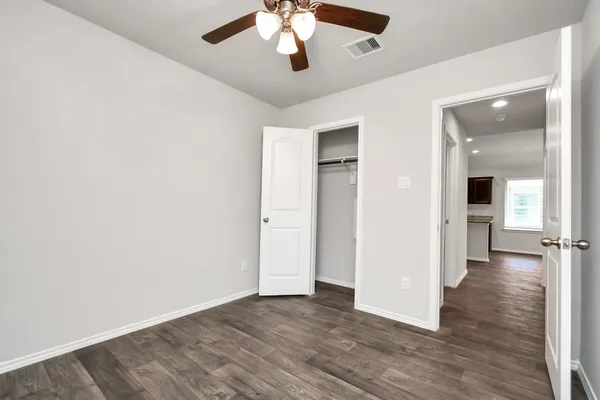$1,900 | 9847 Laurel Lake Drive, Conroe, TX 77384