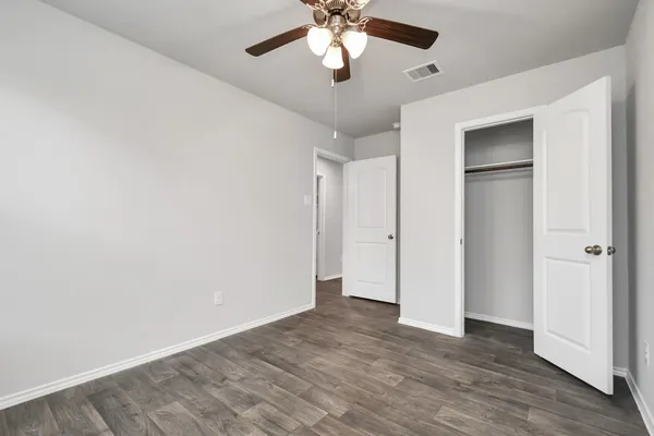 $1,900 | 9847 Laurel Lake Drive, Conroe, TX 77384