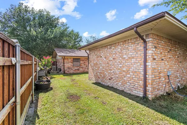 $235,000 | 2905 Melmar Park Street, Commerce, TX 75428