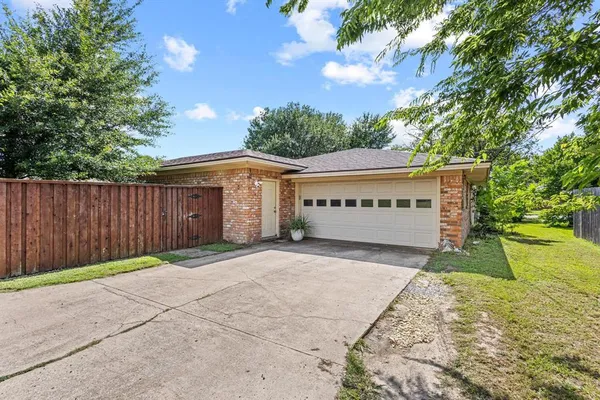 $235,000 | 2905 Melmar Park Street, Commerce, TX 75428