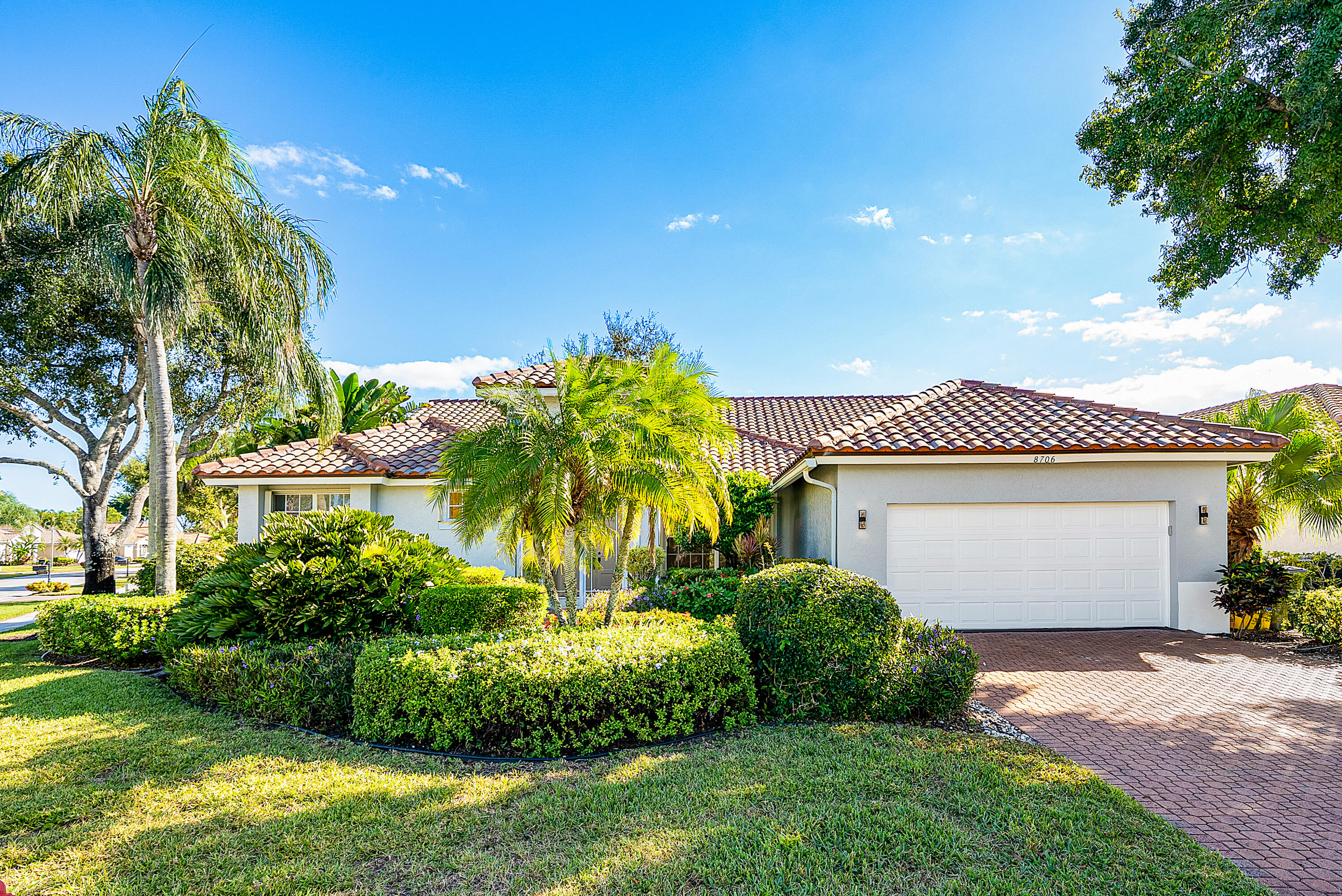 8706 Rothbury Lane Boynton Beach, FL 33472 - Photo 2 of 77 001-8706RothburyLane-BoyntonBeach-FL-334
