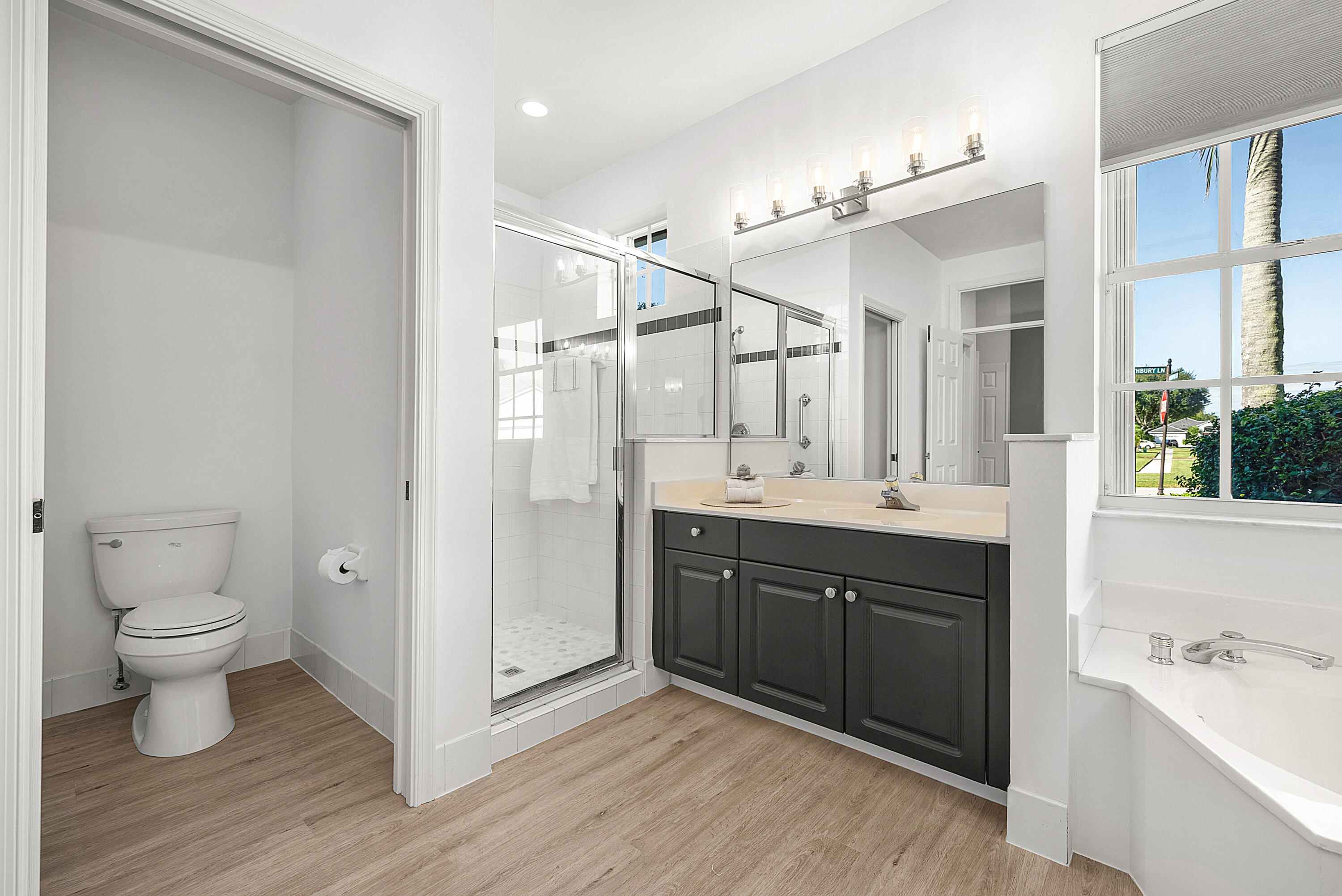 8706 Rothbury Lane Boynton Beach, FL 33472 - Photo 28 of 77 021-8706RothburyLane-BoyntonBeach-FL-334