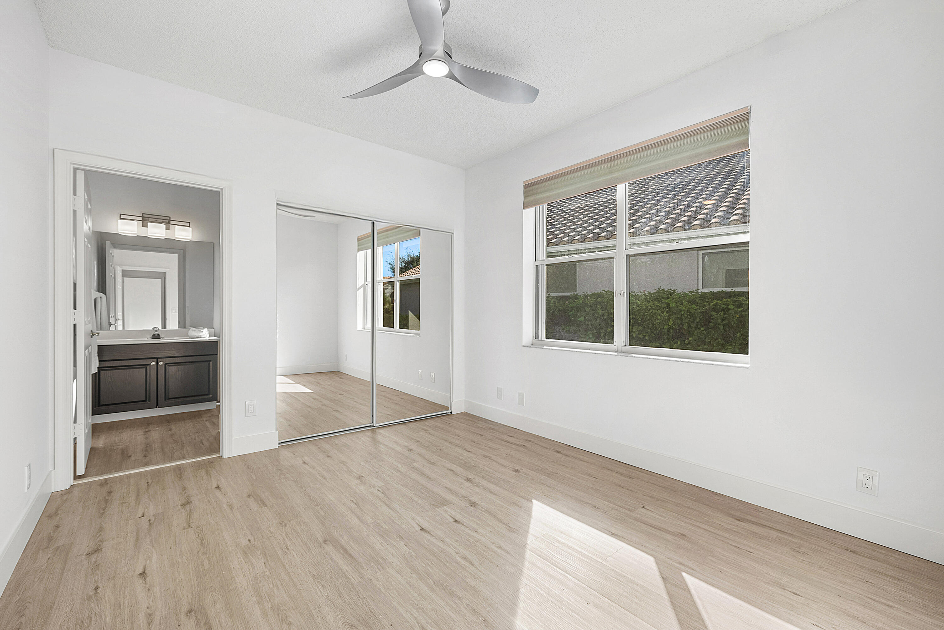 8706 Rothbury Lane Boynton Beach, FL 33472 - Photo 37 of 77 030-8706RothburyLane-BoyntonBeach-FL-334