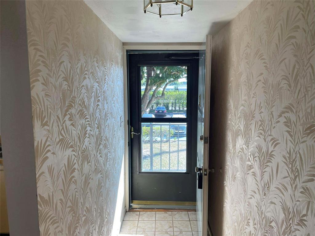 2101 Woolbright Road, Unit J202 Boynton Beach, FL 33426 - Photo 2 of 14