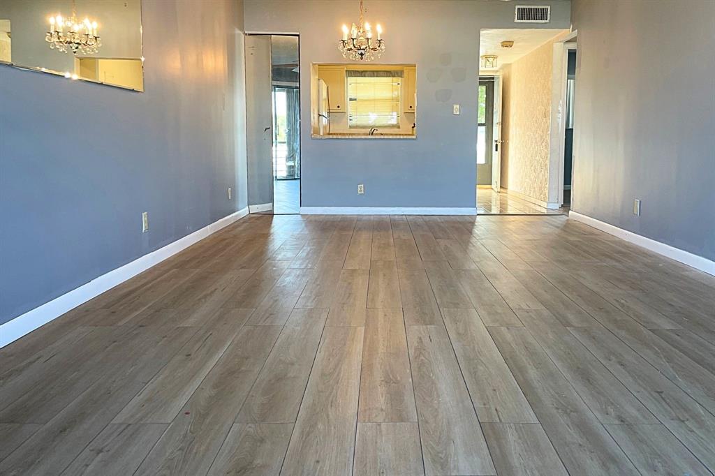 2101 Woolbright Road, Unit J202 Boynton Beach, FL 33426 - Photo 3 of 14