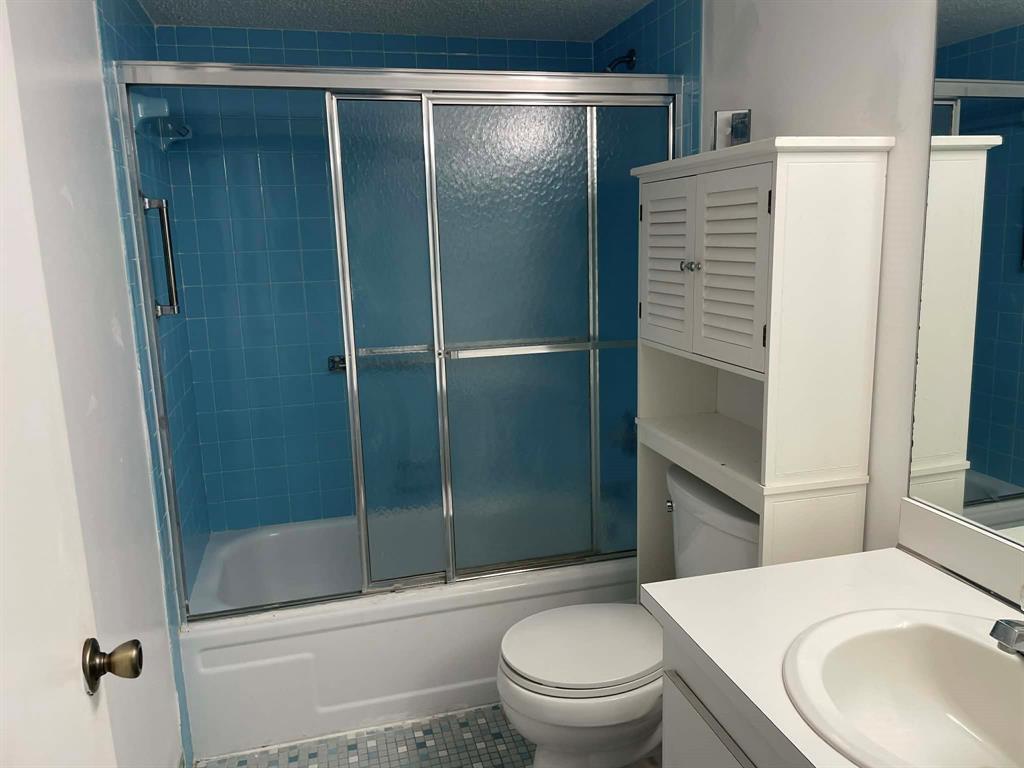 2101 Woolbright Road, Unit J202 Boynton Beach, FL 33426 - Photo 8 of 14