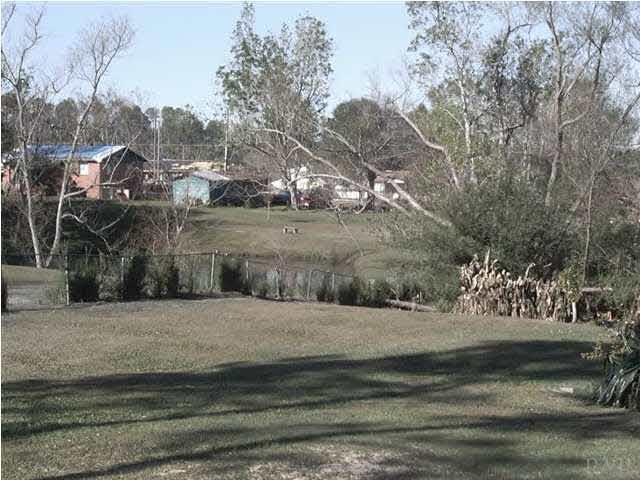 270 West Kingsfield Road Cantonment, FL 32533 - Photo 5 of 9 Gallery Image 5