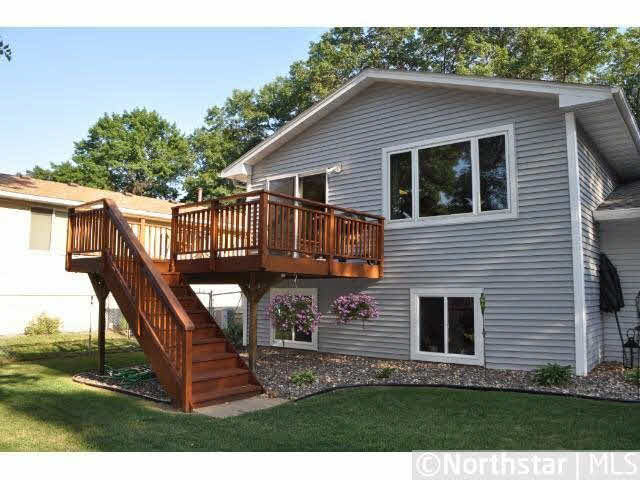 2375 County Rd I Mounds View, MN 55112 - Photo 3 of 18 Gallery Image 3