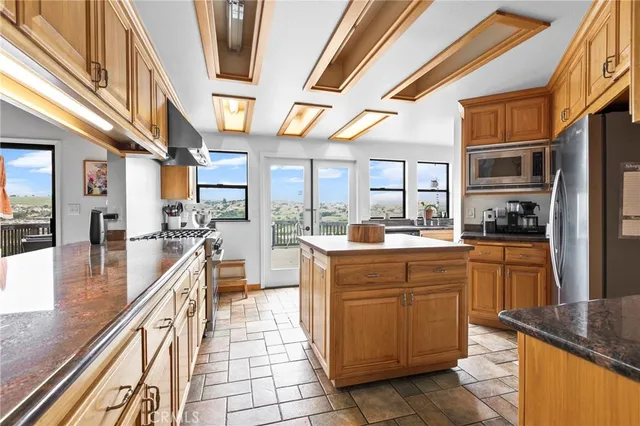 $1,275,000 | 1041 Ritchie Road, Unit B, Grover Beach, CA 93433