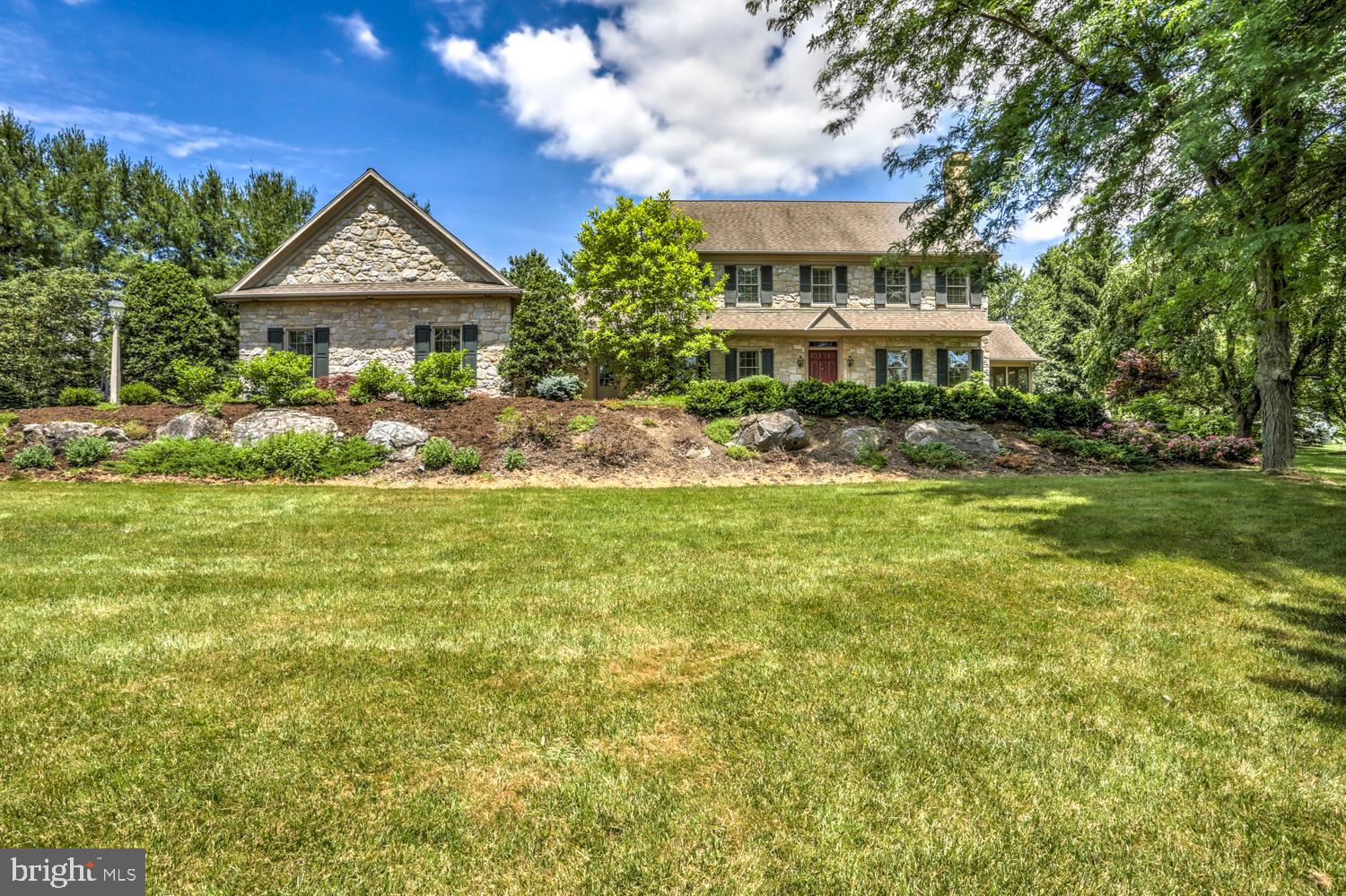 22 Brookside Court Lititz, PA 17543 - Photo 1 of 101