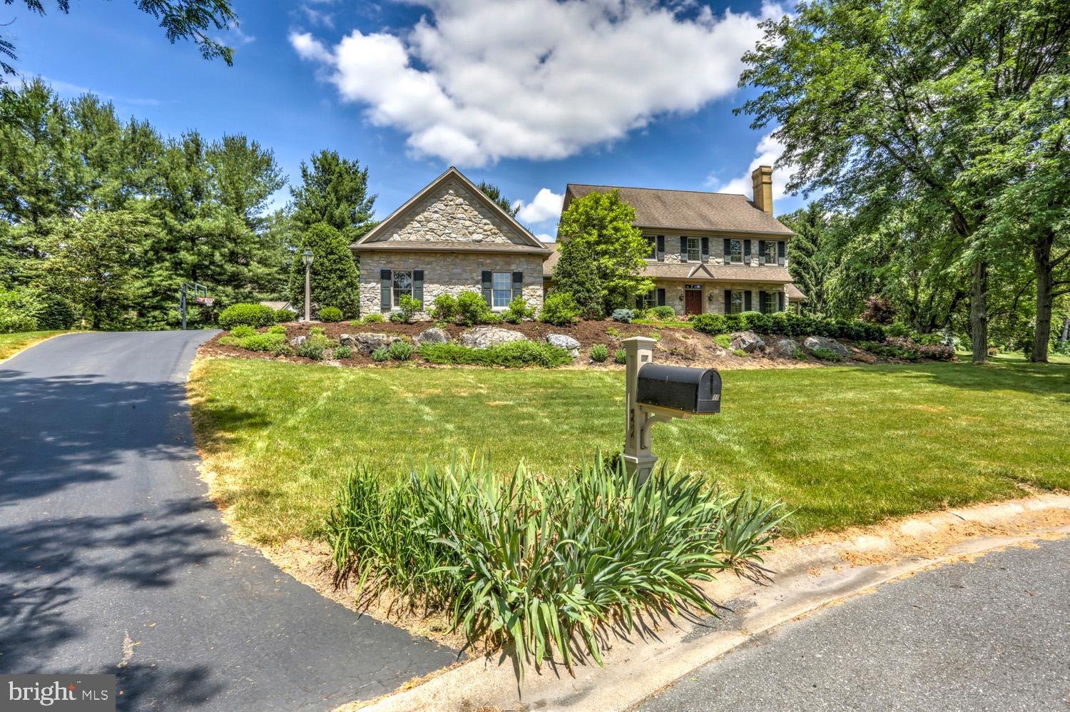 22 Brookside Court Lititz, PA 17543 - Photo 3 of 101