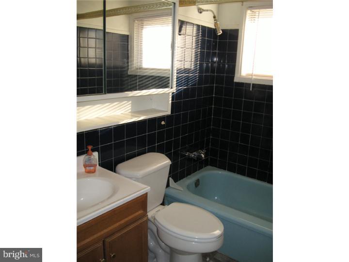16 Canal Road Levittown, PA 19057 - Photo 7 of 12 Bathroom