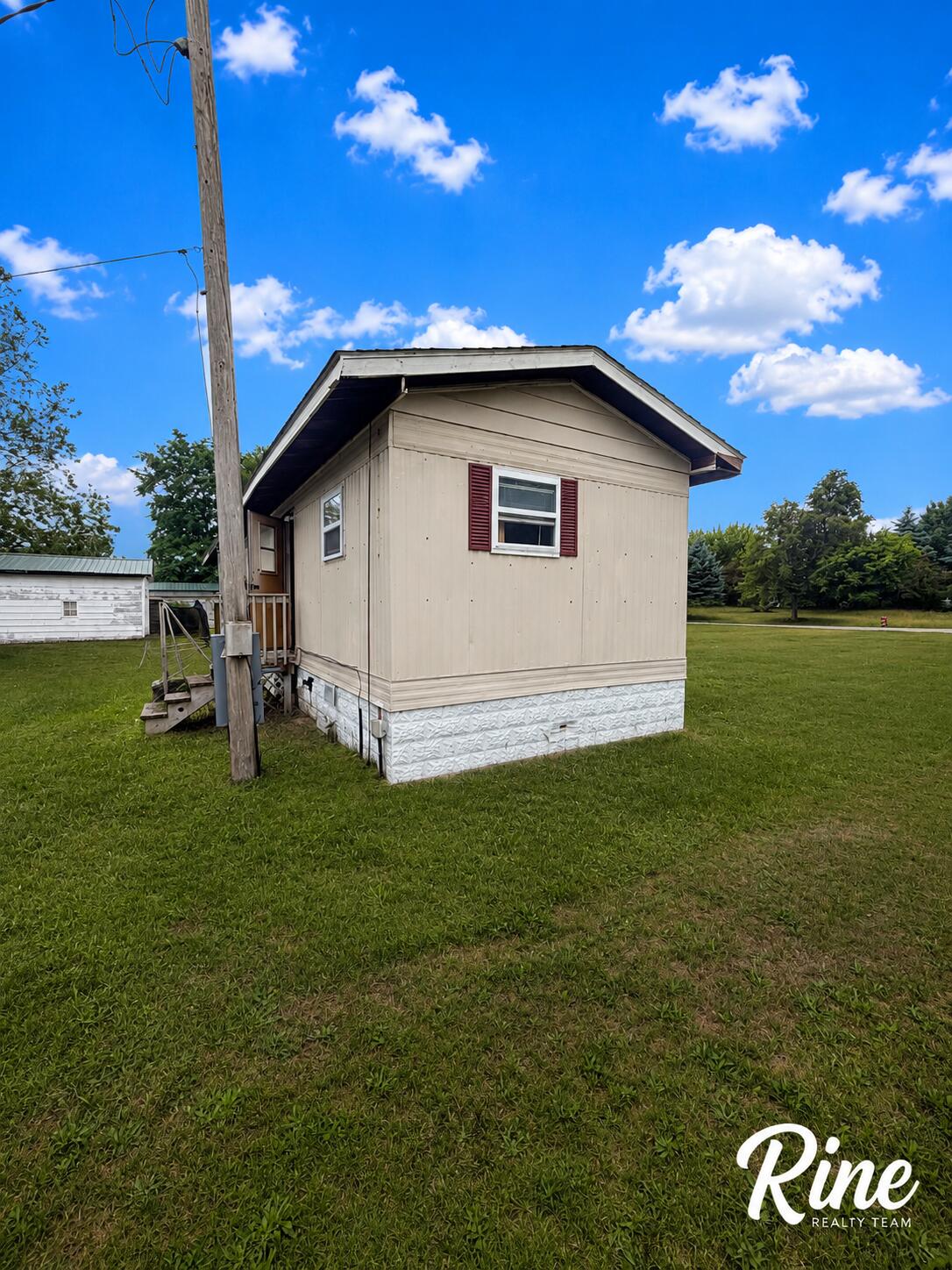1684 Colwood Road Caro, MI 48723 - Photo 6 of 21 9B57CE21-FD6C-4A31-AE40-B0E5A830482F