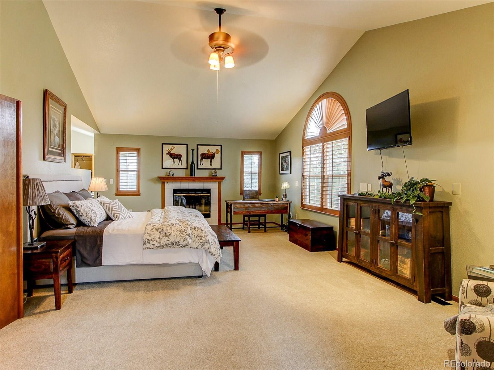 5249 Timber Ridge Drive Elizabeth, CO 80107 - Photo 9 of 32 Gallery Image 9