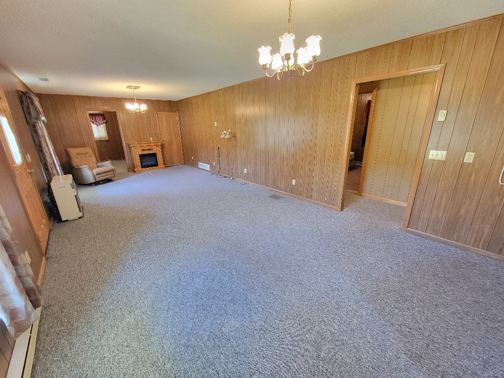 1387 Rugby Road Mouth Of Wilson, VA 24363 - Photo 4 of 38 Gallery Image 4