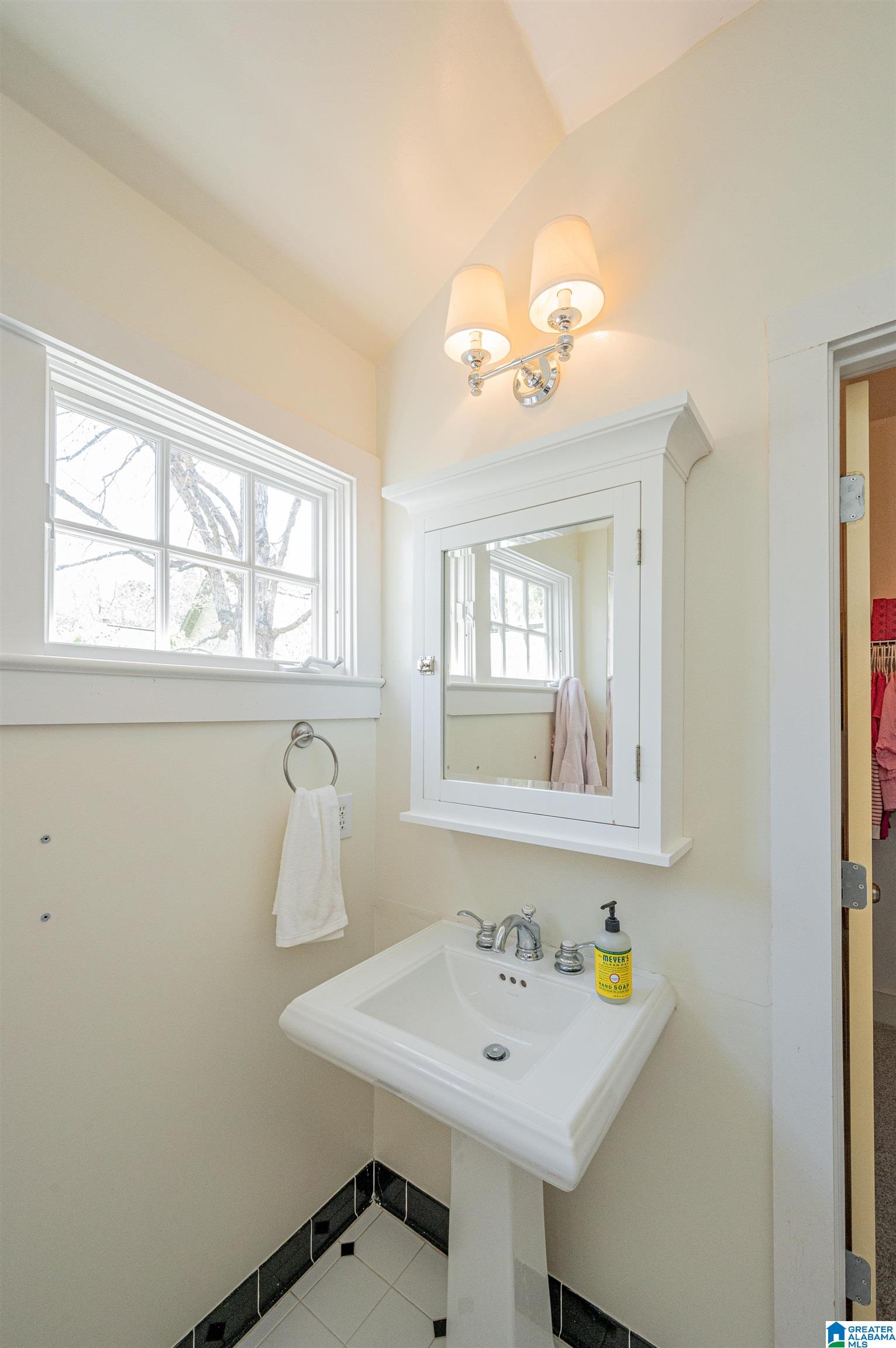 80 Hawthorn Street Birmingham, AL 35242 - Photo 25 of 50