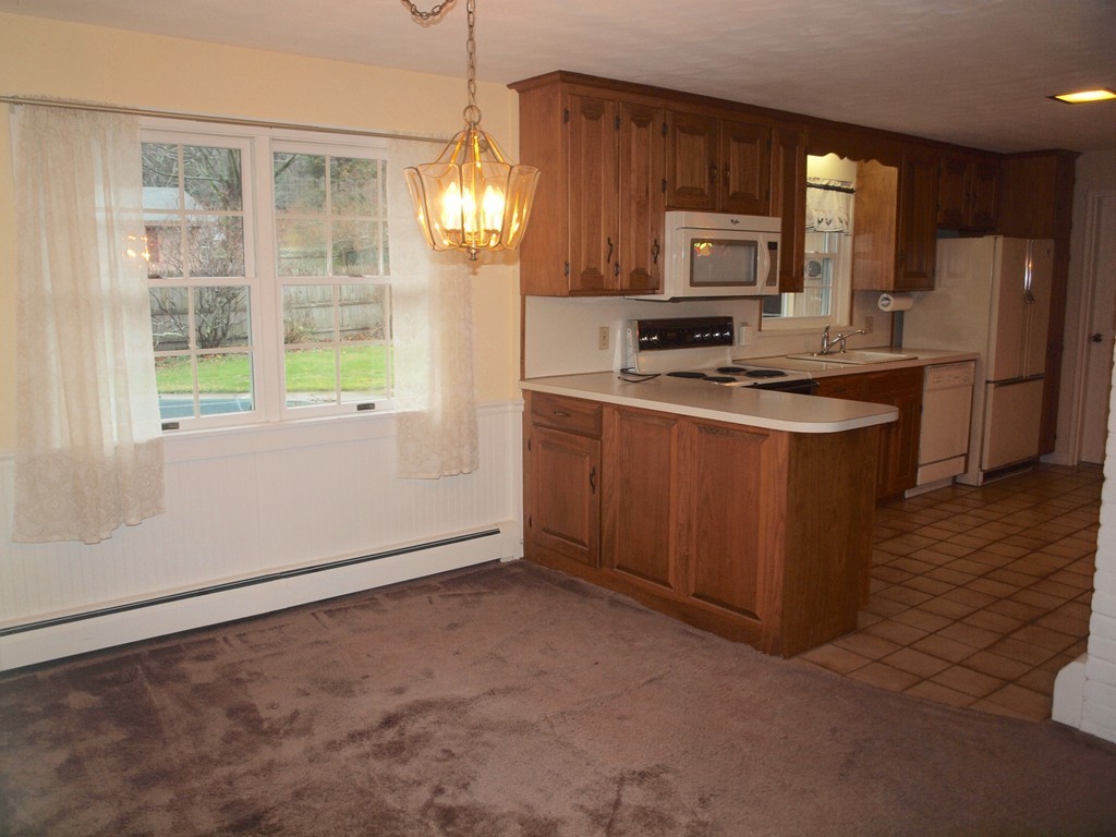 16 Reed Road Peabody, MA 01960 - Photo 6 of 26 Gallery Image 6