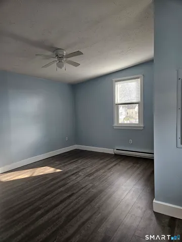 $1,200 | 57 Warren Street, Norwich, CT 06360