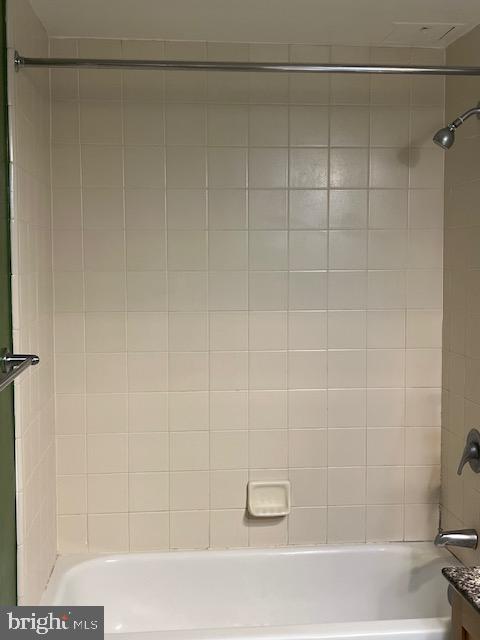777 7th Street Northwest, Unit 930 Washington, DC 20001 - Photo 16 of 34 a bathroom with a shower