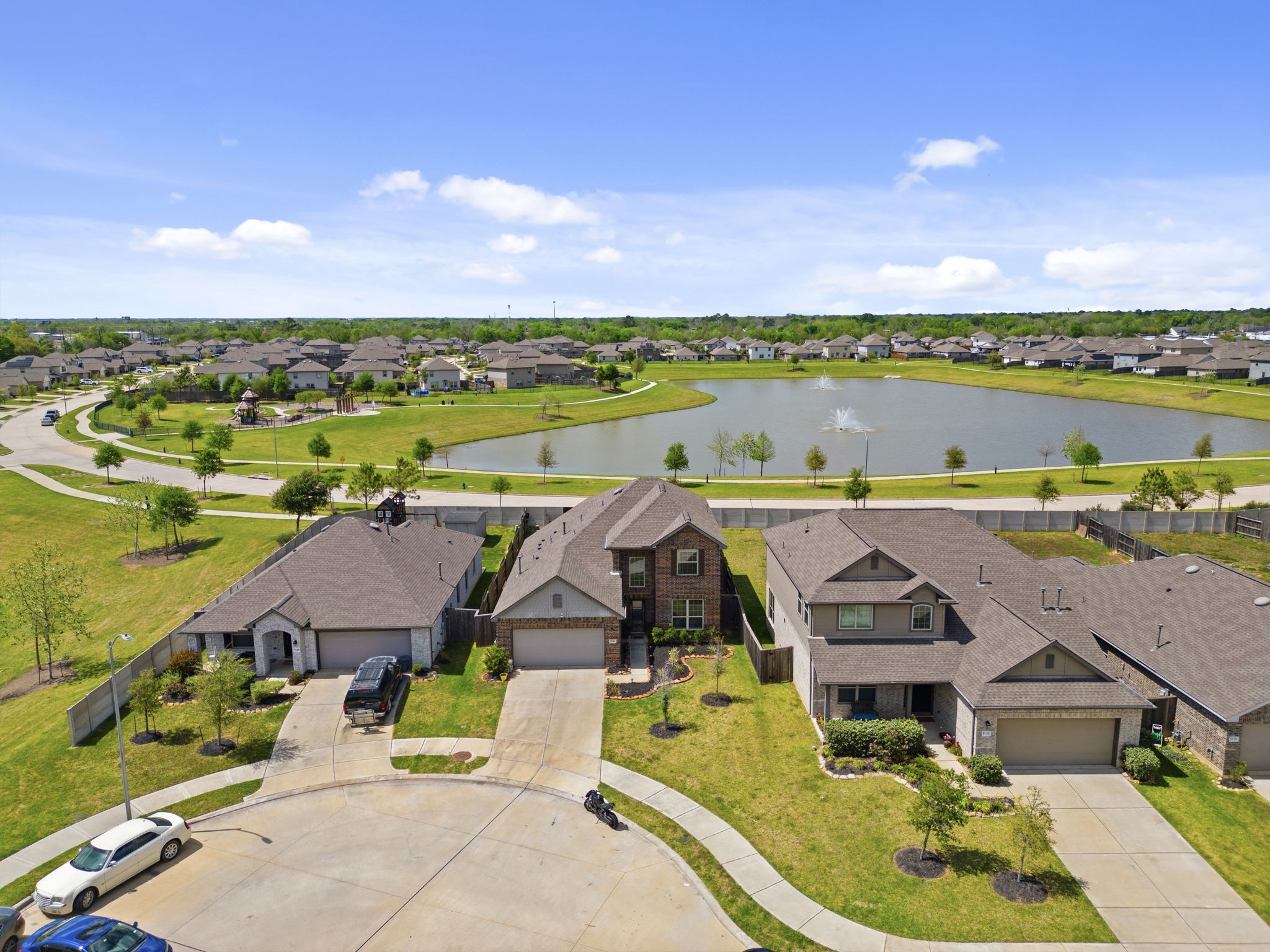 5142 Dunstable Manor Lane Rosharon, TX 77583 - Photo 1 of 30 Location! Location !Location !