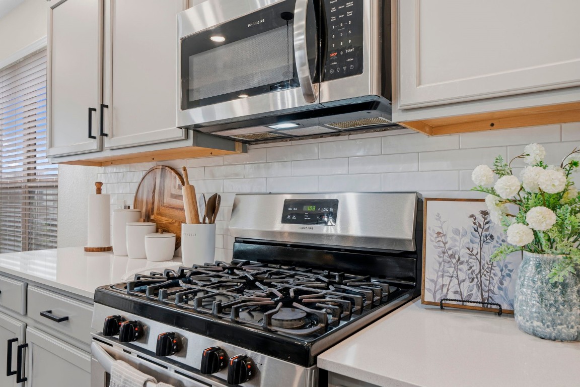 5142 Dunstable Manor Lane Rosharon, TX 77583 - Photo 12 of 30