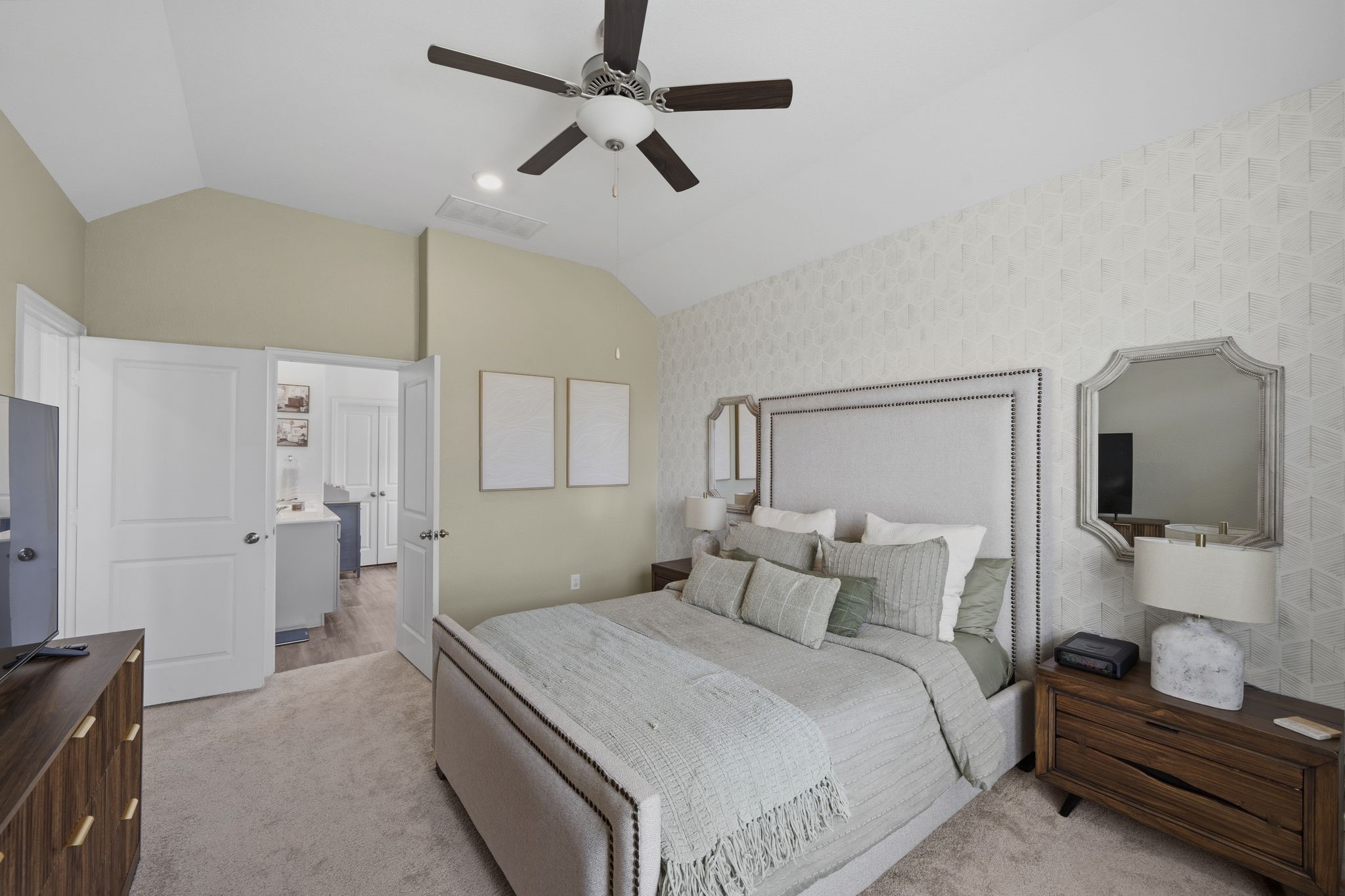 5142 Dunstable Manor Lane Rosharon, TX 77583 - Photo 18 of 30 Primary bathroom featuring essential fixtures and a practical layout for daily use