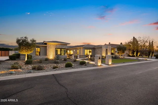 $2,500,000 | 2725 East Kingbird Drive, Gilbert, AZ 85297