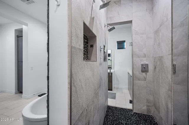 $2,500,000 | 2725 East Kingbird Drive, Gilbert, AZ 85297